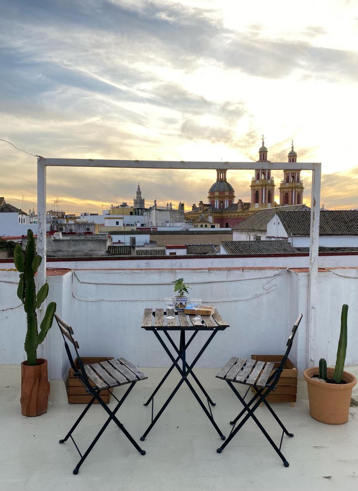 Apartamento Imperial Sevilla City Center エクステリア 写真